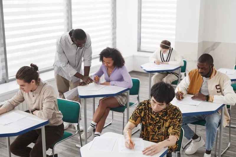 Former les bâtisseurs de demain : l'éducation au cœur du projet roussétois