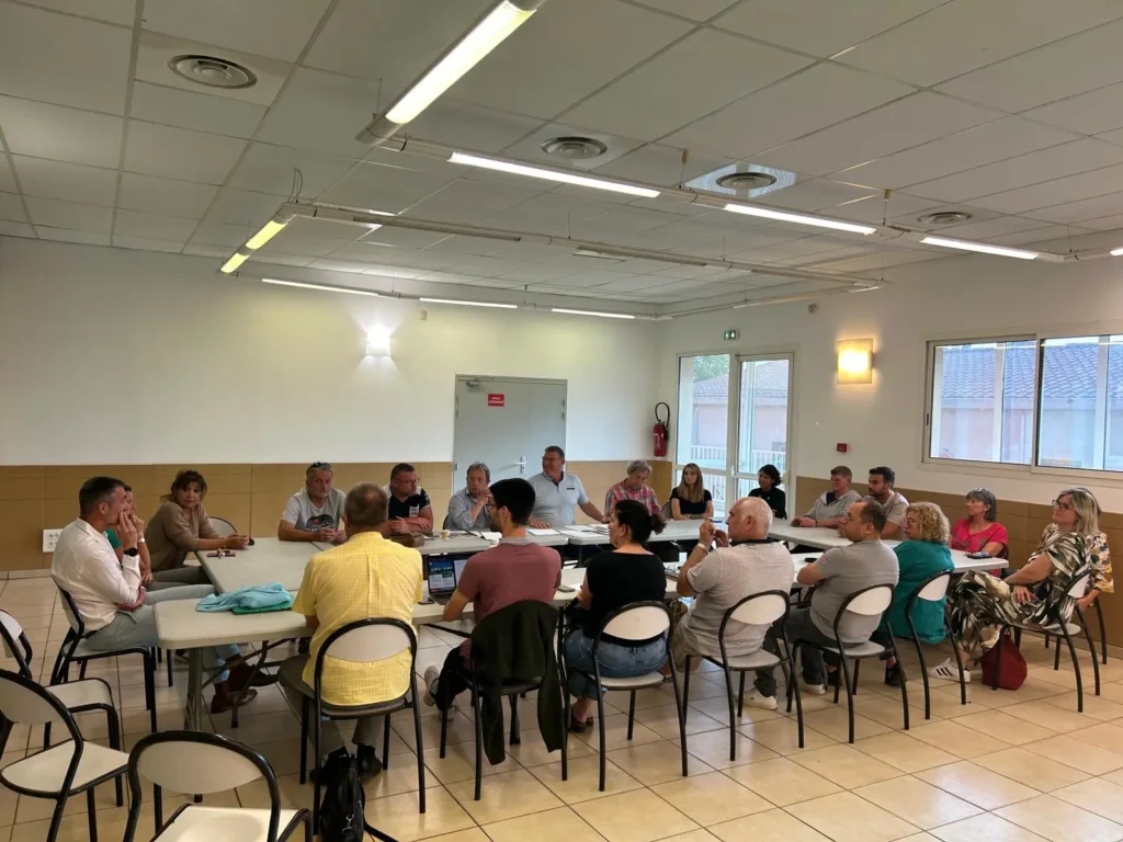 Réunion construire un projet éducatif ensemble